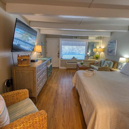 Waterway View Studio 2 W/ Pool, 1 Mile To Wrightsville Beach 威尔明顿 外观 照片