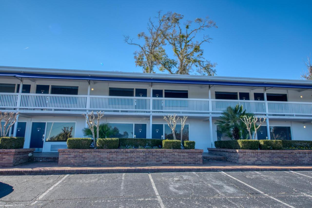 Waterway View Studio 2 W/ Pool, 1 Mile To Wrightsville Beach 威尔明顿 外观 照片