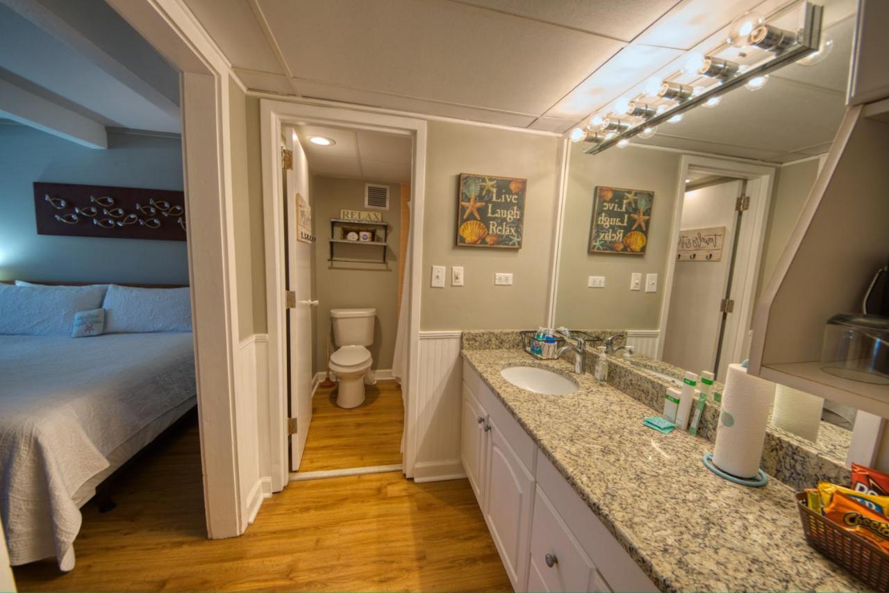 Waterway View Studio 2 W/ Pool, 1 Mile To Wrightsville Beach 威尔明顿 外观 照片